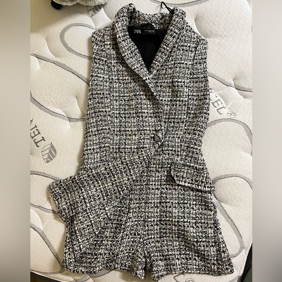 Zara Jumpsuit - Picture 1 of 1